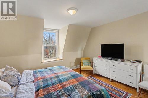 34 Lewis Street, Ottawa, ON - Indoor Photo Showing Bedroom