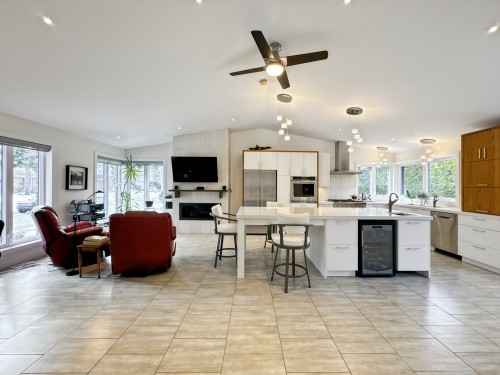 Boudoir - 590 Av. Townshend, Saint-Lambert, QC - Indoor