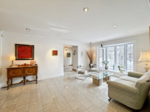 Salon - 590 Av. Townshend, Saint-Lambert, QC - Indoor Photo Showing Living Room