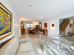 Salon - 
