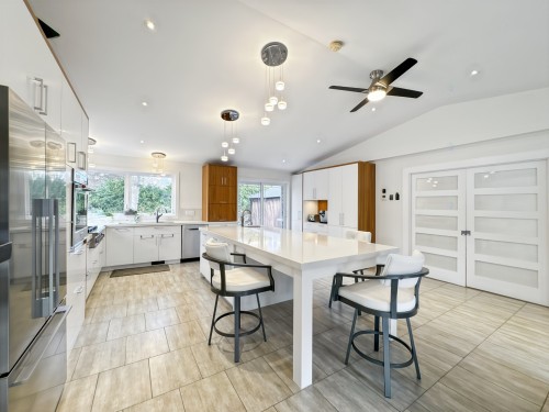 Cuisine - 590 Av. Townshend, Saint-Lambert, QC - Indoor