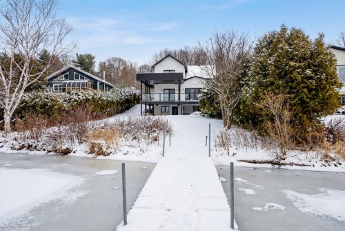 185 Rue du Val-Joli  Sainte-Catherine-De-Hatley, QC J0B 1W0