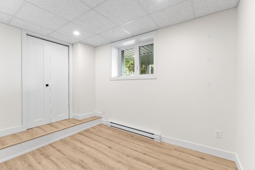 Bureau - 185 Rue Du Val-Joli, Sainte-Catherine-De-Hatley, QC - Indoor Photo Showing Other Room
