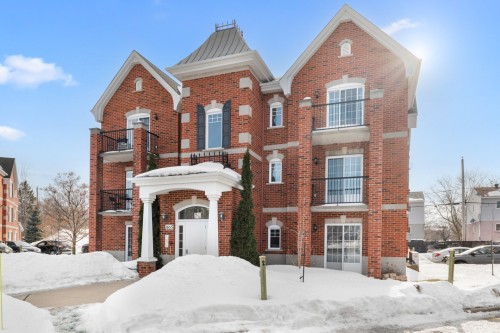 3-1165 Boul. du Curé-Labelle  Blainville, QC J7C 2N3