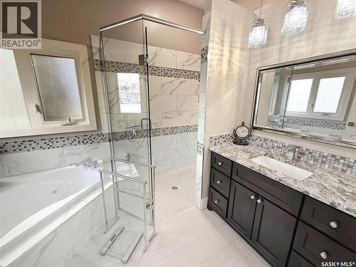 821 Wallman Place, Swift Current, SK - Indoor Photo Showing Bathroom