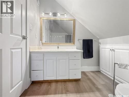 821 Wallman Place, Swift Current, SK - Indoor Photo Showing Bathroom