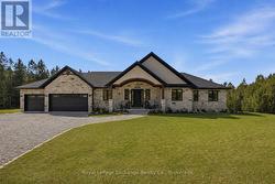 185 LOUISE CREEK CRESCENT West Grey, ON N0G 1S0