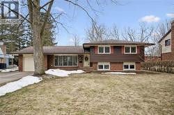 8 GOLDFINCH Street  Elmira, ON N3B 1T3