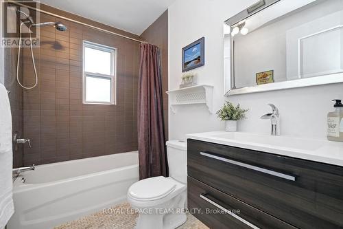 281 Flora Street, Ottawa, ON - Indoor Photo Showing Bathroom