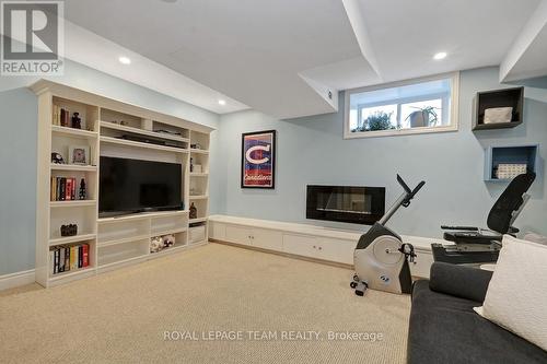 281 Flora Street, Ottawa, ON - Indoor With Fireplace