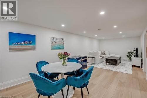564 Maplehill Drive, Burlington, ON - Indoor Photo Showing Dining Room