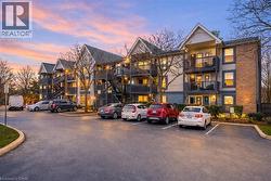 2030 CLEAVER Avenue Unit# 222  Burlington, ON L7M 4C3