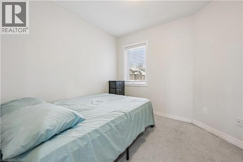 390 Linden Drive, Cambridge, ON - Indoor Photo Showing Bedroom