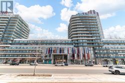 646 - 9471 YONGE STREET  Richmond Hill, ON L4C 0Z5