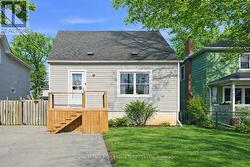 151 WESTSIDE DRIVE  Oakville, ON L6K 1P2