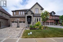 792 SNOWBERRY COURT  Waterloo, ON N2V 0E7