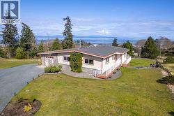 3021 Raymur Pl  Qualicum Beach, BC V9K 2N9