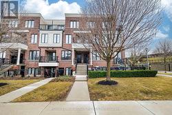 27 - 120 TWENTY FOURTH STREET  Toronto, ON M8V 0B9