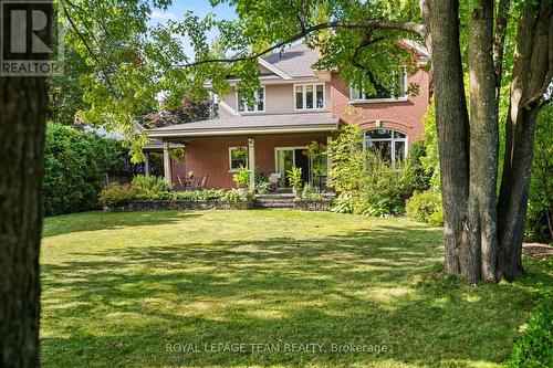 1601 Apeldoorn Avenue, Ottawa, ON - Outdoor With Deck Patio Veranda