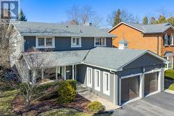 5193 LAKESHORE ROAD Burlington (Appleby), ON L7L 1C7