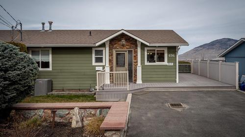 694&696 Lombard Street  Kamloops, BC V2C 5W6
