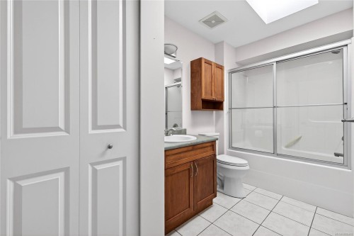 6-235 Park Dr, Salt Spring, BC 