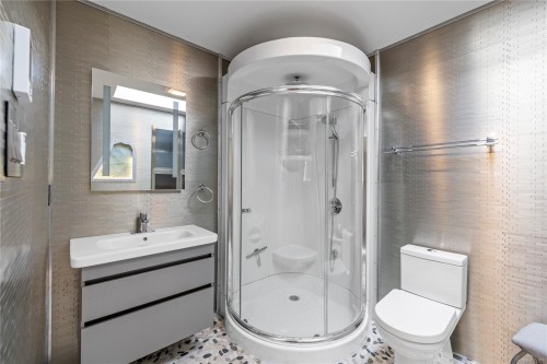 550 Corcan Rd, Qualicum Beach, BC 