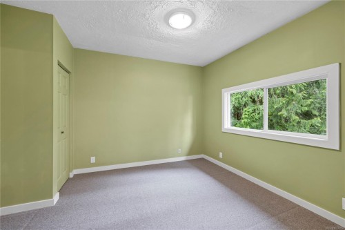 550 Corcan Rd, Qualicum Beach, BC 