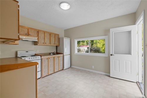 550 Corcan Rd, Qualicum Beach, BC 