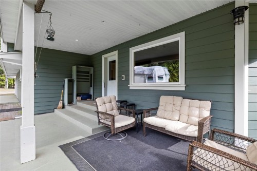 550 Corcan Rd, Qualicum Beach, BC 