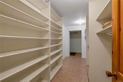 550 Corcan Rd, Qualicum Beach, BC 