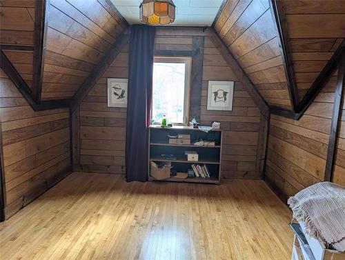 35 Springside Dr, Winnipeg, MB 