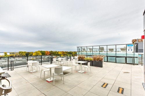 Piscine - 317-271 Av. De L'Académie, Dorval, QC - Outdoor