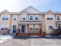 92 Nadia Drive  Dartmouth, NS B3A 0A6