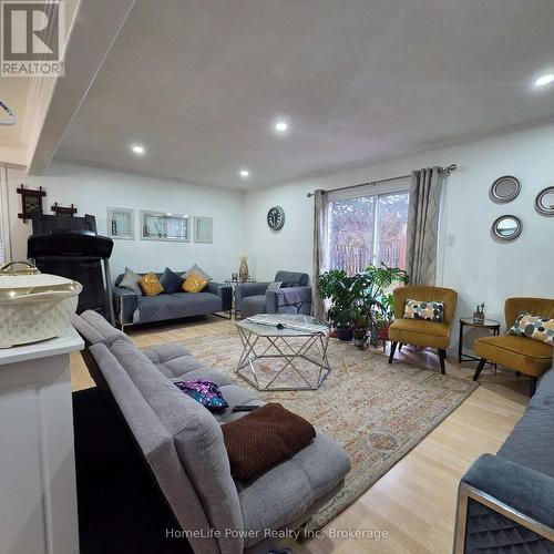 Upper - 23 Schueller Street, Kitchener, ON - Indoor