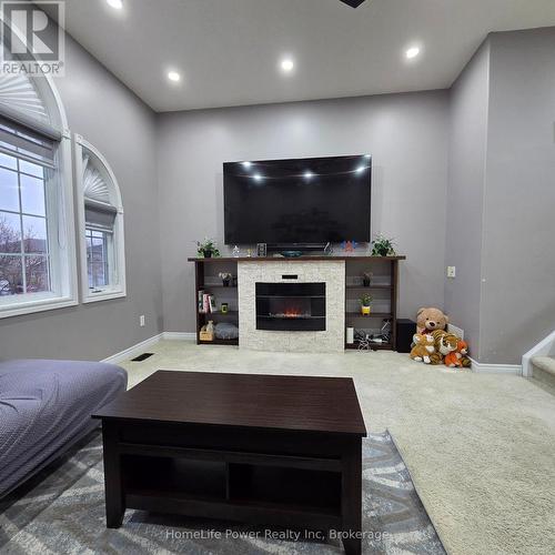 Upper - 23 Schueller Street, Kitchener, ON - Indoor