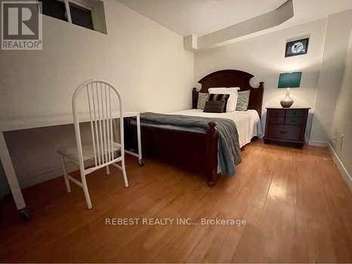 7432 Magistrate Terrace, Mississauga, ON - Indoor Photo Showing Bedroom