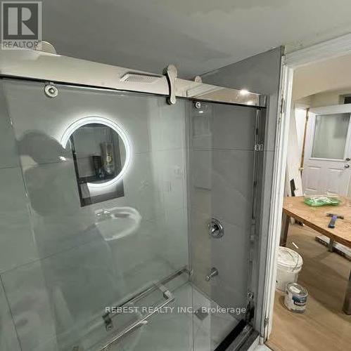 7432 Magistrate Terrace, Mississauga, ON - Indoor Photo Showing Bathroom