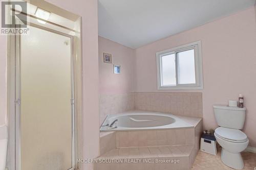 438 Ojibway Trail, Mississauga, ON - Indoor Photo Showing Bathroom