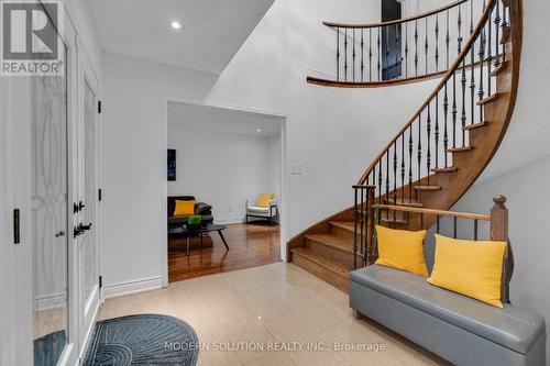 438 Ojibway Trail, Mississauga, ON - Indoor Photo Showing Other Room