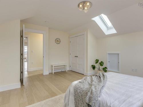 2779 Joseph Howe Drive, Halifax, NS 