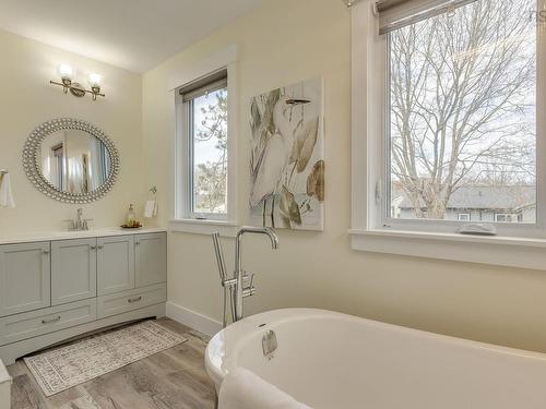 2779 Joseph Howe Drive, Halifax, NS 