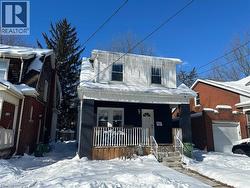 33 CLINE Avenue N  Hamilton, ON L8S 3Z3