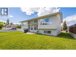 1121 8 Avenue S  Cranbrook, BC V1C 5J6