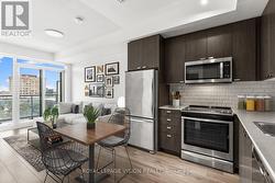 858 - 60 ANN O'REILLY ROAD Toronto, ON M2J 0C8