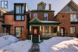 25 HELENA AVENUE  Toronto, ON M6G 2H3