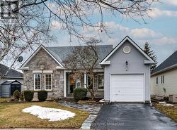 59 ABBEY DAWN DRIVE Loyalist (Bath), ON K0H 1G0