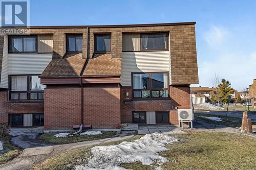 23A WOODVALE GREEN  Ottawa, ON K2G 4H3