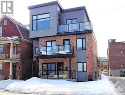 368 CHAPEL STREET  Ottawa, ON K1N 7Z6