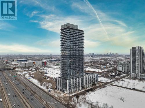 2611 - 36 ZORRA STREET  Toronto (Islington-City Centre West), ON M8Z 0G5